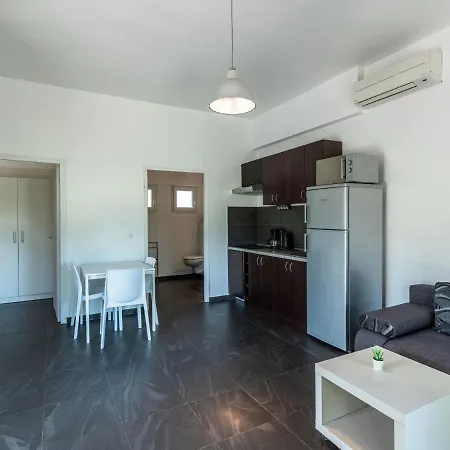 Marina Di Favone- T2- 2-4 Pers-1 By Interhome Favone