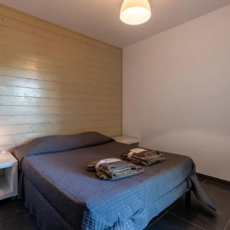 Marina Di Favone- T2- 2-4 Pers-1 By Interhome * Favone