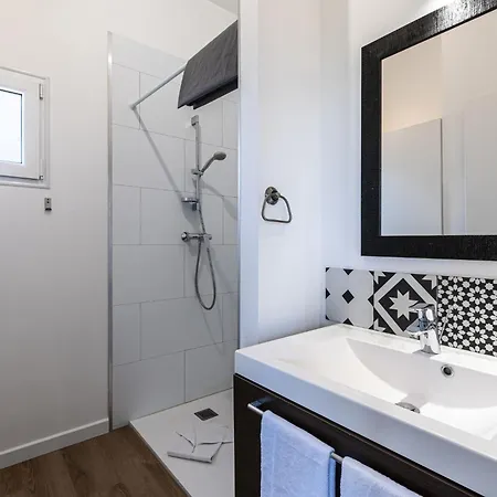 Marina Di Favone- T2- 2-4 Pers-1 By Interhome Favone
